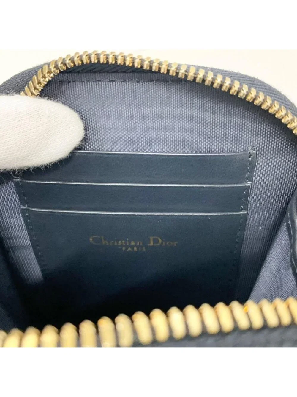 Dior 30 Montaigne Handbag